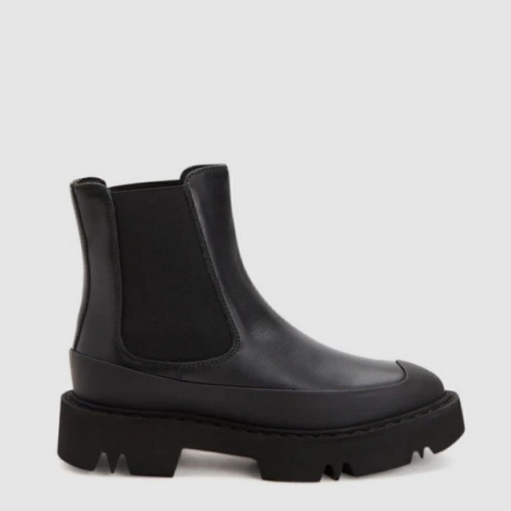 Aquatalia Holly Black Leather Lug Sole Emo Goth Combat Boot Dust Bag Size 8 NIB